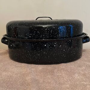 Vintage Enamelware Large 18” Roaster